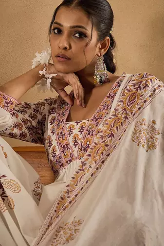Women Floral Printed Empire Pure Cotton Kurta with Trousers & With Dupatta