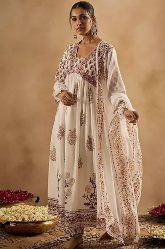 Women Floral Printed Empire Pure Cotton Kurta with Trousers & With Dupatta