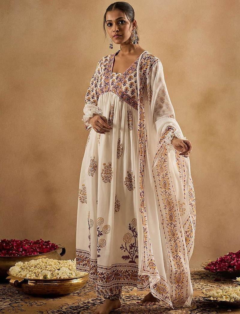 Women Floral Printed Empire Pure Cotton Kurta with Trousers & With Dupatta