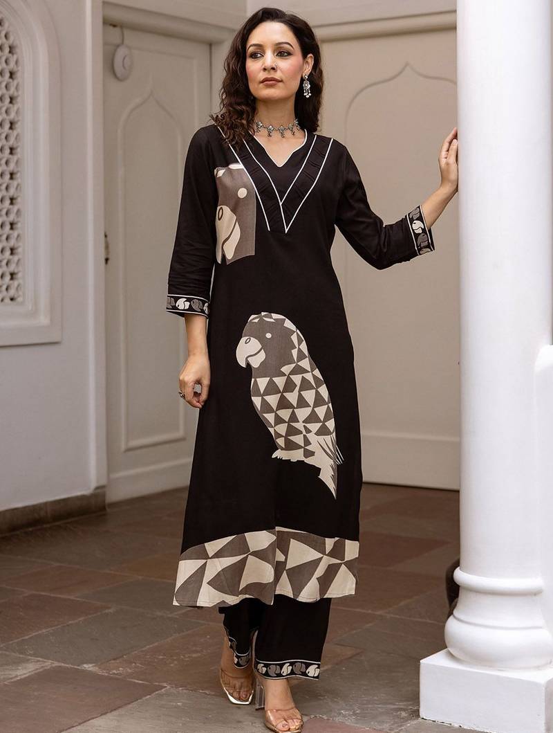 Printed V Neck Straight Kurta & Trousers