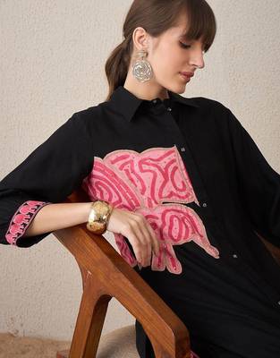 Women Ethnic Motifs Printed Regular Thread Work Kurta with Trousers 2