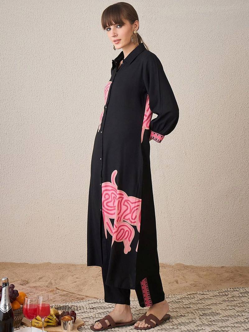 Women Ethnic Motifs Printed Regular Thread Work Kurta with Trousers