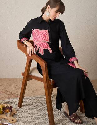 Women Ethnic Motifs Printed Regular Thread Work Kurta with Trousers 5