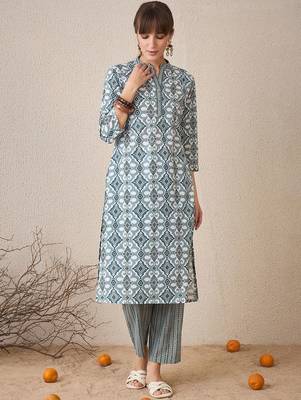 Abstract Printed Pure Cotton Straight Kurta With Trousers & Dupatta 5