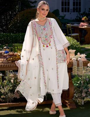 Women Floral Embroidered Regular Kurta with Trousers & With Dupatta 5