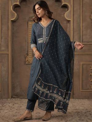 Women Ethnic Motifs Embroidered Cotton A-Line Kurta with Trousers & Dupatta 3