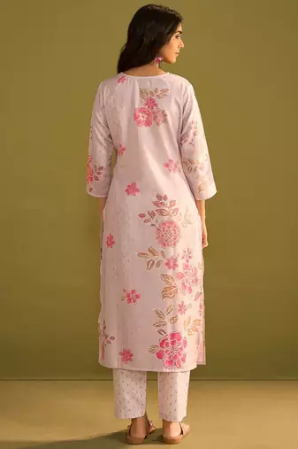 Floral Printed V-Neck Straight Kurta With Trousers