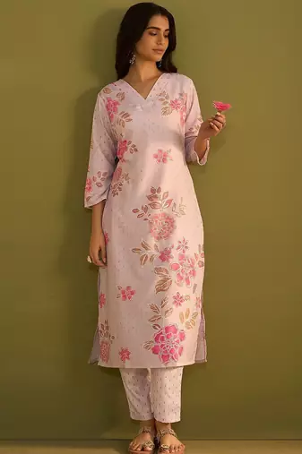 Floral Printed V-Neck Straight Kurta With Trousers