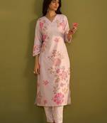 Floral Printed V-Neck Straight Kurta With Trousers