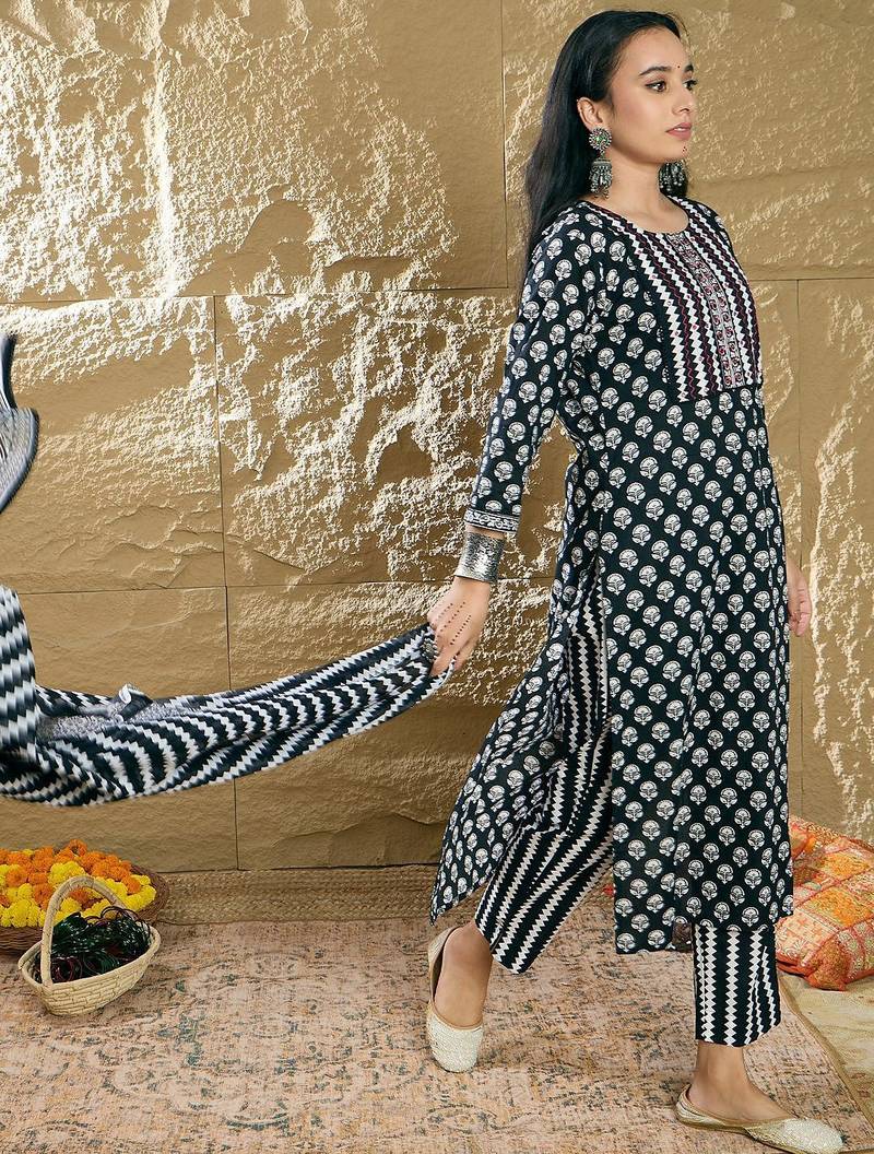Women Ethnic Motifs Printed Thread Work Pure Cotton Kurta with Trousers & Dupatta