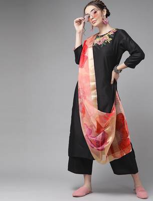 Classic Black And Peach Embroidered Kurta Set 1