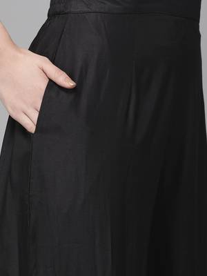 Classic Black And Peach Embroidered Kurta Set 6