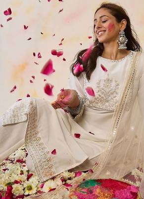 Women Floral Embroidered Regular Kurta with Trousers & With Dupatta 3