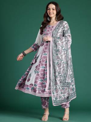 Women Floral Printed  Cotton Kurta with Trousers & With Dupatta 1