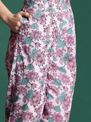 Women Floral Printed  Cotton Kurta with Trousers & With Dupatta 3