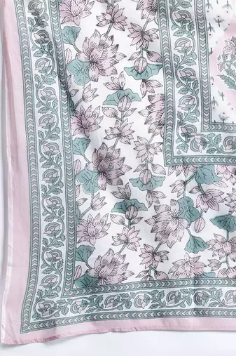 Women Floral Printed Pure Cotton Kurta with Trousers & With Dupatta