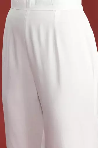 Women Floral Embroidered Thread Work Kurta with Trousers