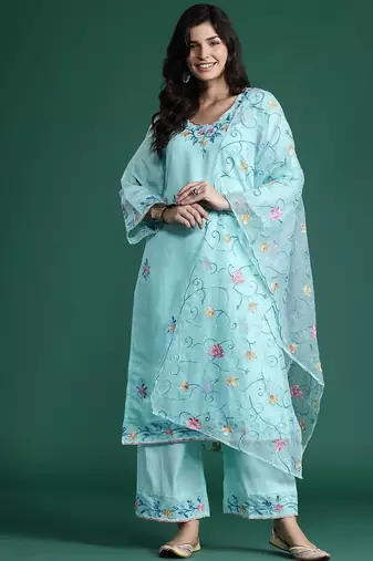 Floral Embroidered Thread Work Kurta with Trousers & With Dupatta