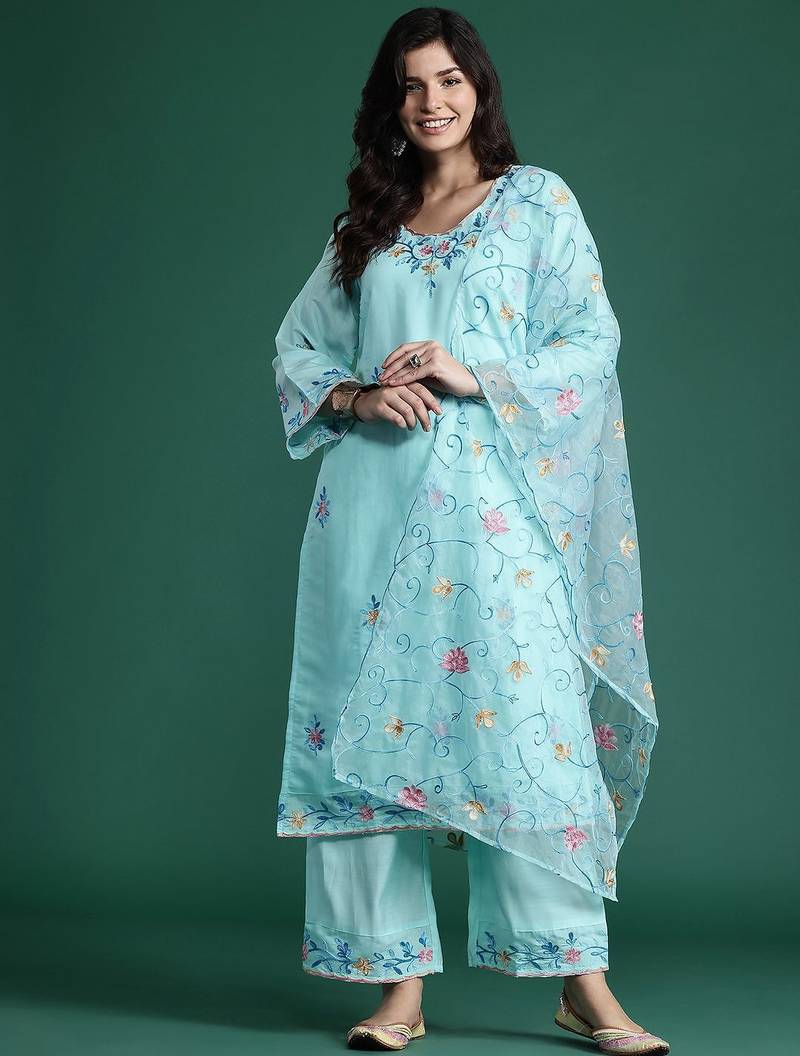 Floral Embroidered Thread Work Kurta with Trousers & With Dupatta
