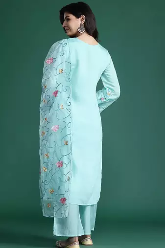 Floral Embroidered Thread Work Kurta with Trousers & With Dupatta