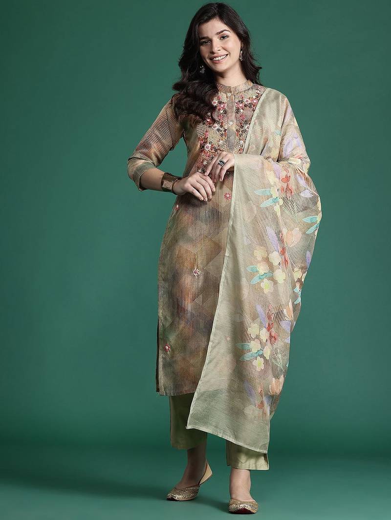 Floral Printed Thread Work Chanderi Silk Kurta with Trousers & With Dupatta