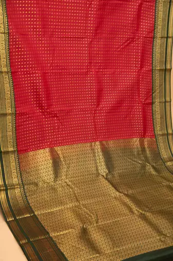 Red and green aayiram butta semi silk saree with blouse