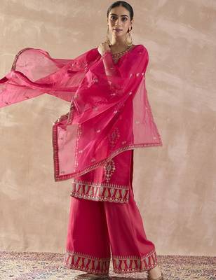 Ethnic Motifs Embroidered Round Neck Zari Kurta With Palazzos & Dupatta 1