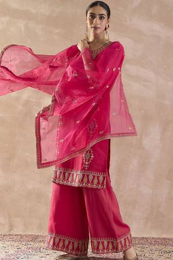 Ethnic Motifs Embroidered Round Neck Zari Kurta With Palazzos & Dupatta