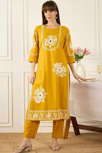 Women Floral Printed Regular Mirror Work Pure Cotton Kurta with Trousers & With Dupatta