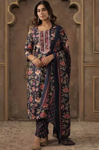 Women Floral Printed Kurta with Trousers & Dupatta