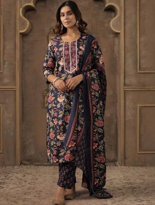 Floral Printed Round Neck Straight Kurta With Trousers & Dupatta 1