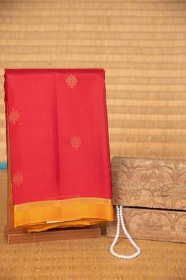 Red and kolam touch silk saree with blouse 1