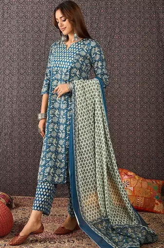 Women Ethnic Motifs Printed Cotton Kurta with Trousers & Dupatta