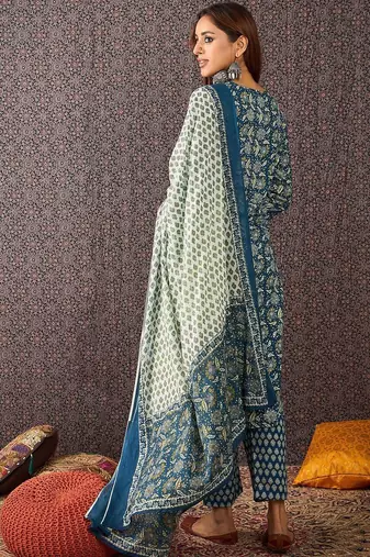 Women Ethnic Motifs Printed Cotton Kurta with Trousers & Dupatta