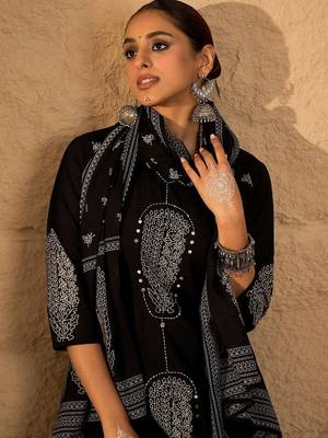 Women Ethnic Motifs Embroidered Cotton Kurta with Trousers & Dupatta 2