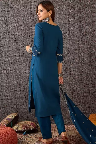 Paisley Printed Round Neck Thread Work Pure Cotton Kurta & Trousers With Dupatta