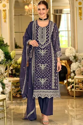 Women Ethnic Motifs Embroidered Regular Thread Work Kurta Set
