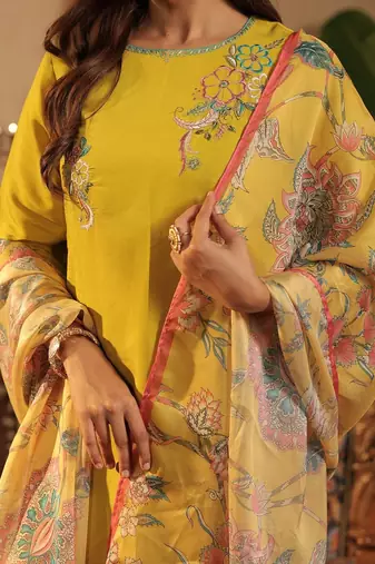 Floral Embroidered Straight Kurta With Trousers & Dupatta