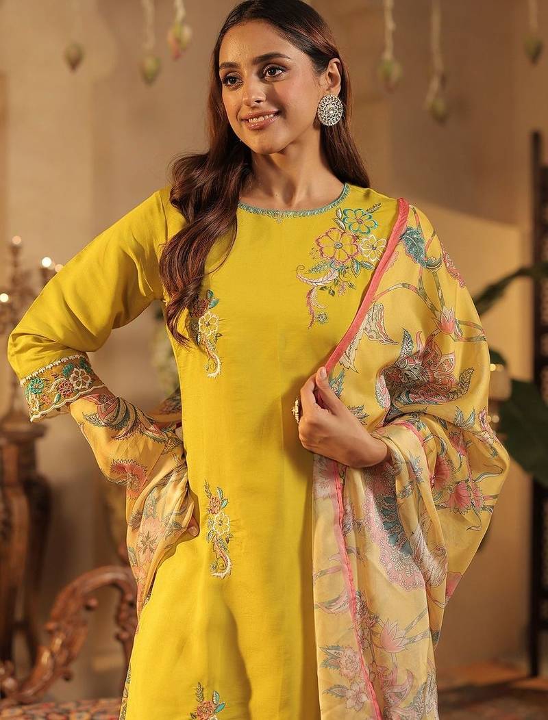 Floral Embroidered Straight Kurta With Trousers & Dupatta