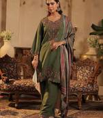 Women Ethnic Motifs Printed Kurta with Trouser & Dupatta