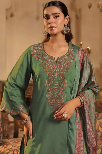 Women Ethnic Motifs Printed Kurta with Trouser & Dupatta