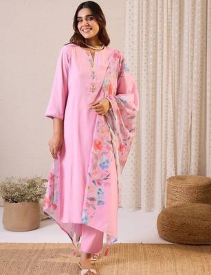 Women Floral Embroidered Kurta with Trousers & Dupatta 1