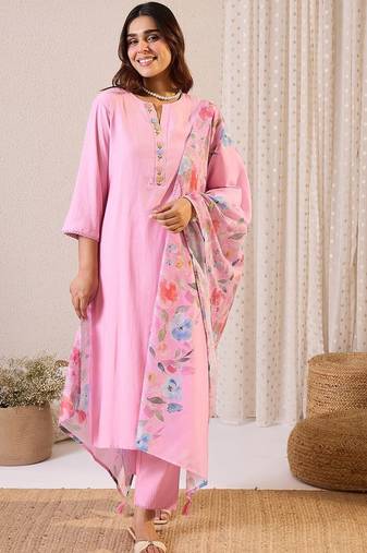 Women Floral Embroidered Kurta with Trousers & Dupatta
