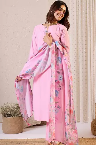 Women Floral Embroidered Kurta with Trousers & Dupatta