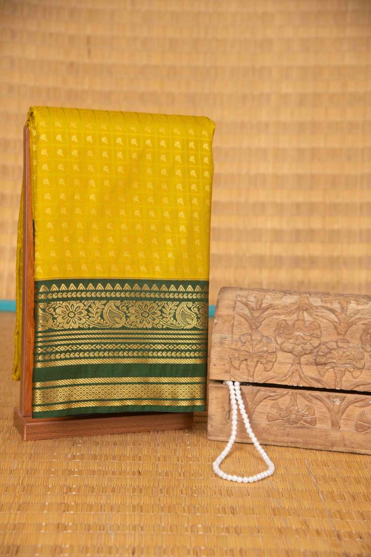 Lime green and deep green aayiram butta semi silk saree with blouse
