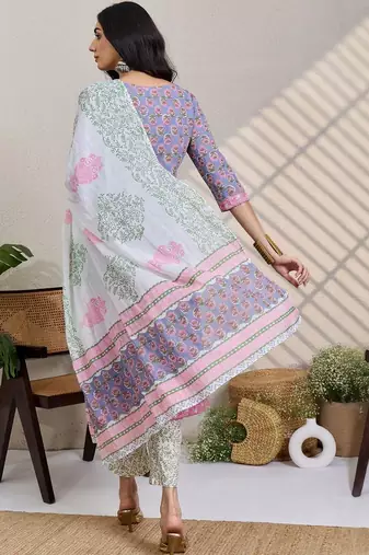 Women Floral Printed V-Neck Pure Cotton Kurta with Trousers & Dupatta