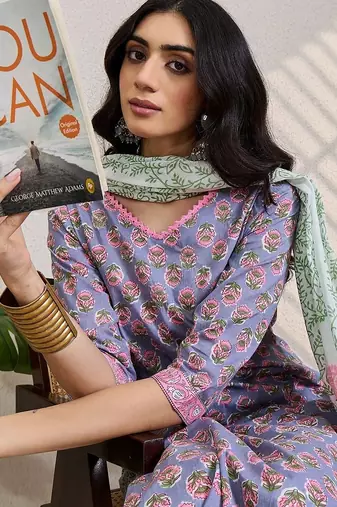 Women Floral Printed V-Neck Pure Cotton Kurta with Trousers & Dupatta