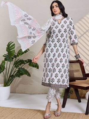 Women Floral Printed Cotton Kurta with Trousers & Dupatta 1