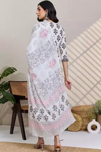 Women Floral Printed Cotton Kurta with Trousers & Dupatta