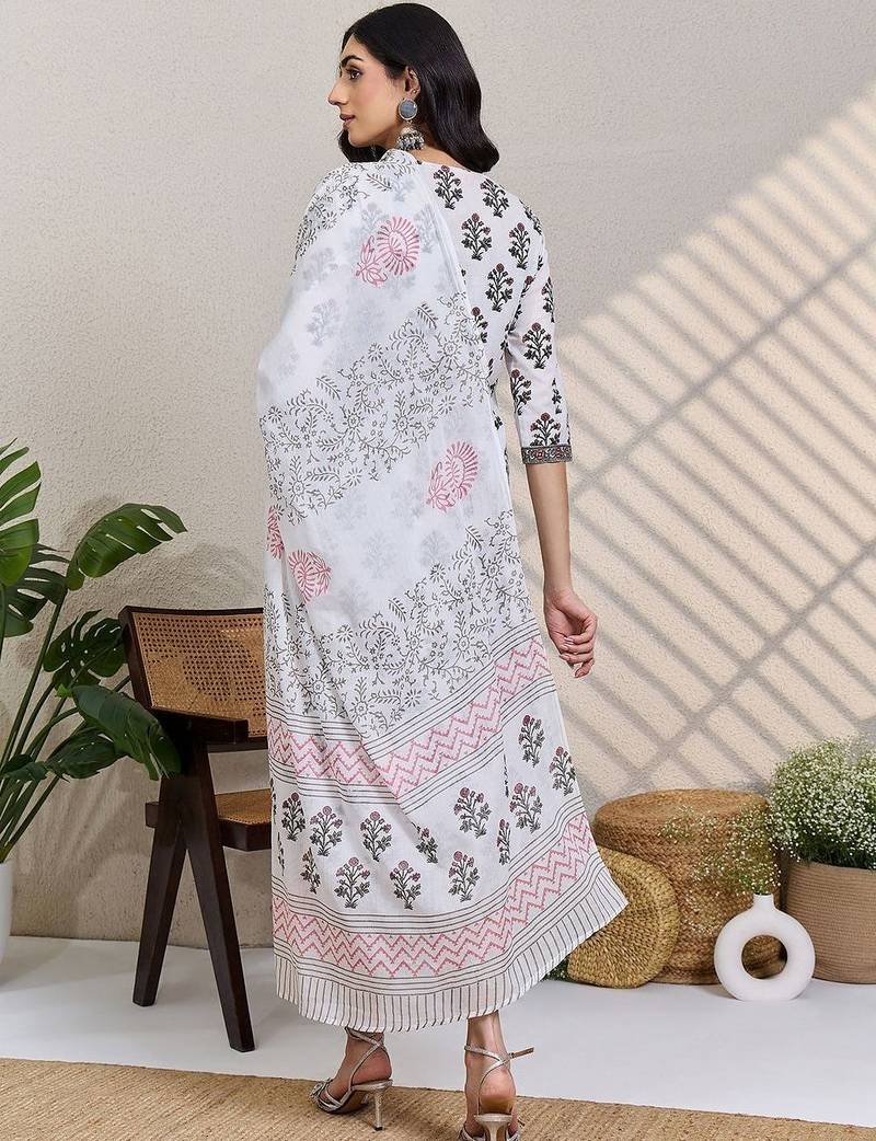 Women Floral Printed Cotton Kurta with Trousers & Dupatta